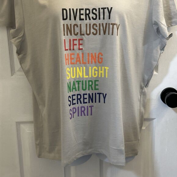 NEW Women’s LGBTQ+ Pride Rainbow Equality T-Shirt Diversity Inclusivity 2XL - Picture 5 of 16